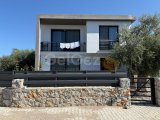 Çatalköy'de Satılık Türk Koçanlı 3+1 Köşe Villa