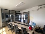 Girne'nin En Prestijli Binasında, Ana Caddede Kiralık Ofis