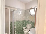 GİRNE ALSANCAK BÖLGESİNDE ALSANCAK İLKOKULU ARKASI SİTE İÇİ ÖZEL HAVUZLU GENİŞ KULLANIMA SAHİP FULL EŞYALI KİRALIK 3+1 VİLLA