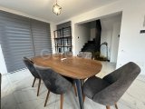 KIBRIS GİRNE OZANKÖY BÖLGESİNDE MUHTEŞEM DAĞ VE DENİZ MANZARALI,ŞÖMİNELİ VE FULL EŞYALI KİRALIK 4+1 LÜKS VİLLA