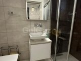 KIBRIS GİRNE OZANKÖY BÖLGESİNDE MUHTEŞEM DAĞ VE DENİZ MANZARALI,ŞÖMİNELİ VE FULL EŞYALI KİRALIK 4+1 LÜKS VİLLA