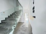 GİRNE ÇATALKÖY BÖLGESİNDE EŞYALI VE EŞYASIZ SEÇENEKLERİMİZLE ŞÖMİNE'Lİ VE ÖZEL HAVUZLU KİRALIK 4+1 VİLLA