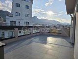 Girne Merkez /Bektaş market arkası Kiralık 2+1 Penthouse daire.