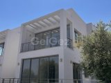 KIBRIS GİRNE ÇATALKÖY'DE DAĞ , DENİZ MANZARALI TERAS KATI VE BAHÇE SEÇENEKLERİYLE SATILIK 2+1 VE 3+1 DAİRELER
