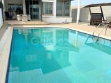 Lefkoşa Yenikent'de, Türk Koçanlı, 4+2,Havuzlu Satılık İkiz Villa!