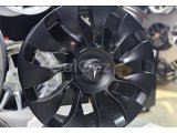 Tesla 20" Varmı başka stok tutan