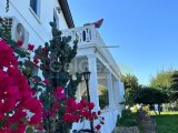 GİRNE LAPTA BÖLGESİNDE MUHTEŞEM GÜZELLİKTE, SATILIK BUTİK HOTEL!