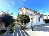 Girne Edremit Satılık 4+1 Özel Yüzme Havuzlu Villa