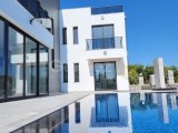 Girne Lapta Satılık Yeni 4+1 Havuzlu Villa