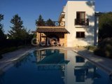 Girne Alsancak Malatya köyünde 3+1 Haftalık Kiralık Villa!