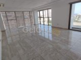 Girne Merkez'de, Lord Palace Hotel Yakını, Ticari İzinli, 2+1 Eşyasız Kiralık Daire!