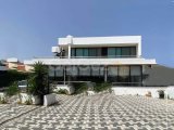 Girne Ozanköy'de, Doğa Koleji Yakını, 3+1, Satılık Ultra Lüx Villa!