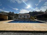 Girne Alsancak'da, Necat British School Yakını, 3+1 Kiralık Bungalow!