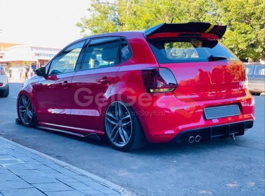 POLO 2010-2017 IÇIN YARASA SPOILER - PIANO BLACK