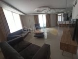 GİRNE MERKEZ'DE BARIŞ PARK YAKINI, ORTAK HAVUZLU, KİRALIK 3+1 LÜKS REZİDANS!