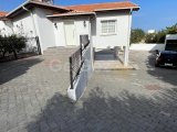 Satılık 3+1 Bahçeli ve Havuzlu Deniz Manzaralı Villa Girne / Edremit