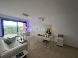 Girne Karaoğlanoğlu Satılık 1+1 Ana Cadde Üzerinde Daire