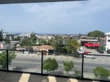 Girne Karaoğlanoğlu Kiralık 1+1 Ticari İzinli Daire / Ana Cadde Üzerinde