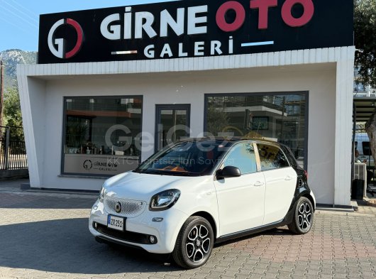 2019 Model Smart Forfour