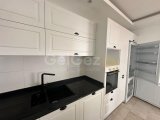 Girne Şehir Merkezinde Deniz ve Şehir Manzaralı 3+1 Yeni Daire Satılıktır.
