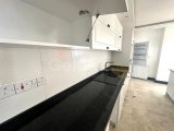 Girne Şehir Merkezinde Deniz ve Şehir Manzaralı 3+1 Yeni Daire Satılıktır.