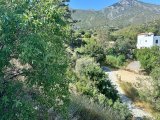Bellapais'ın Güzel Bölgesinde Satılık Arazi