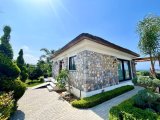 Denize Sıfır Lüks Satılık Villa- Bungalow En Prestijli Site İçersinde