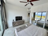 Denize Sıfır Lüks Satılık Villa- Bungalow En Prestijli Site İçersinde