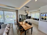 Denize Sıfır Lüks Satılık Villa- Bungalow En Prestijli Site İçersinde