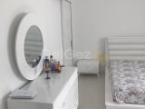 Girne Merkez'de Satılık Geniş Bagımsız Mutfaklı 3+1 Daire