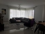 Girne Merkez'de Satılık Geniş Bagımsız Mutfaklı 3+1 Daire