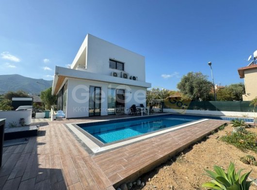 Girne Merkezde FIRSAT 3+1 Villa