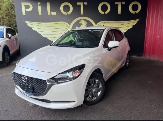 2022 Model Otomatik Mazda 2