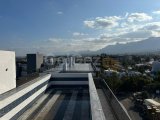 Şehir merkezinde Loft Mağazası