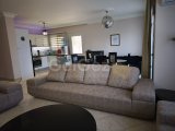 Alsancak'ta iki balkonlu daire 3 + 1 (130 m²)