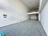 Şehir merkezinde Loft Mağazası