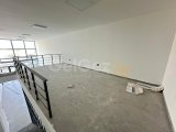 Şehir merkezinde Loft Mağazası