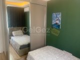 Alsancak'ta yüzme havuzlu rahat bir sitede 81 m2 2 odalı daire