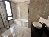 4+1 Kiralık Bahçeli ve Yüzme Havuzlu Villa