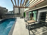 4+1 Kiralık Bahçeli ve Yüzme Havuzlu Villa
