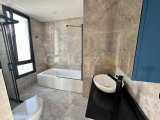 4+1 Kiralık Bahçeli ve Yüzme Havuzlu Villa
