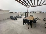 4+1 Kiralık Bahçeli ve Yüzme Havuzlu Villa