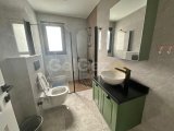 4+1 Kiralık Bahçeli ve Yüzme Havuzlu Villa