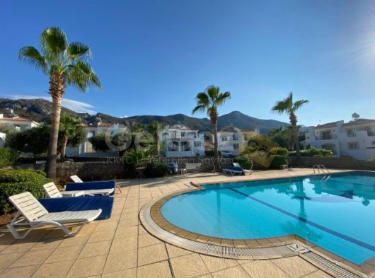 Bellapais'te 4 Yatak Odalı Villa