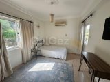 Bellapais'te 4 Yatak Odalı Villa