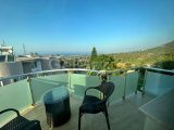 Bellapais'de Muhteşem Manzaralı Satılık 5 Yatak Odalı Villa!