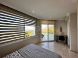 Bellapais'de Muhteşem Manzaralı Satılık 5 Yatak Odalı Villa!