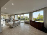Bellapais'de Muhteşem Manzaralı Satılık 5 Yatak Odalı Villa!