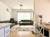Denize 300 metre mesafede 2 yatak odalı daire 97m2