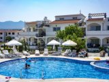 Toplam 91m2 alana sahip teraslı 2 yatak odalı daire